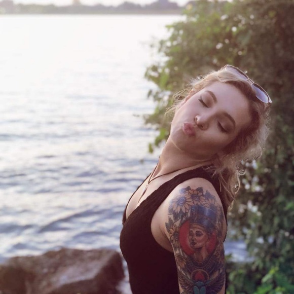 ♡ - Picture 2 of 3